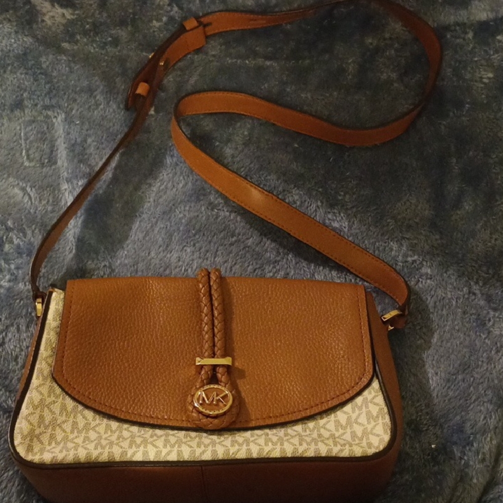 Michael Kors Tan and Cream Crossbody Bag